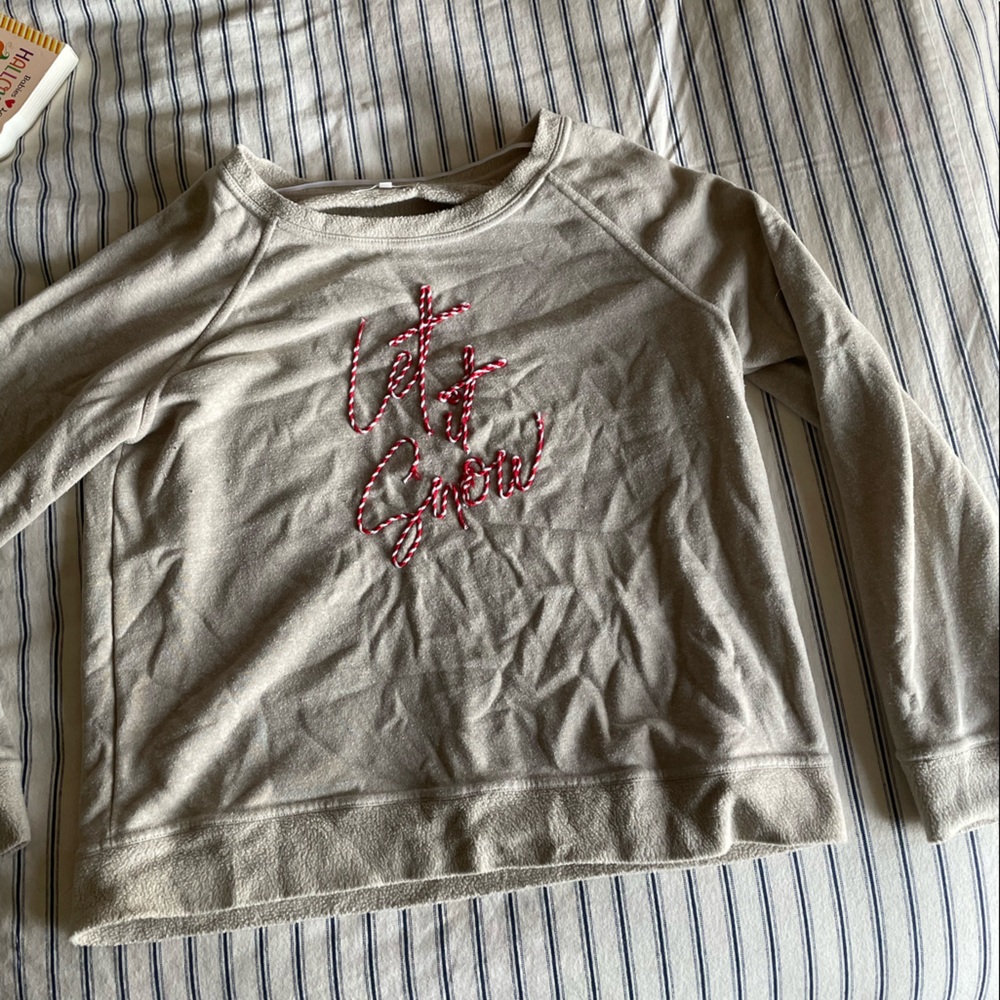 Let it snow sweater